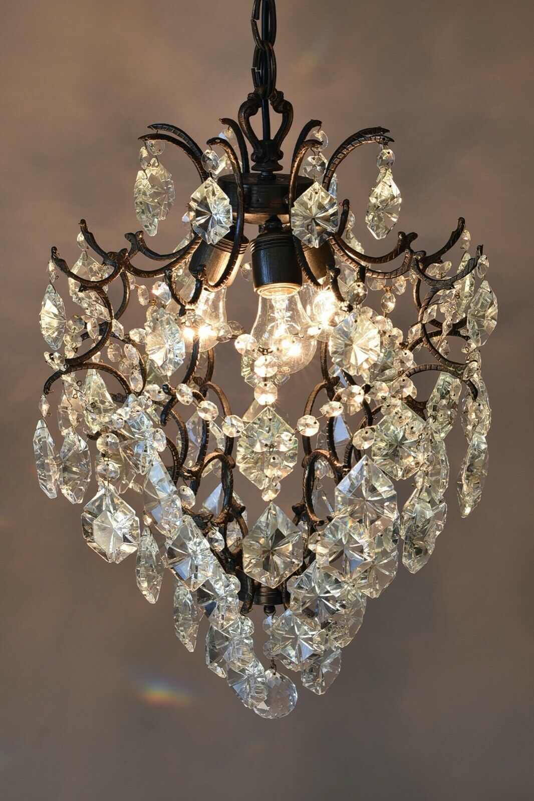 Antique/ Vintage Brass Chandelier, Ceiling lighting Wedding Bridal Pendant Lamp