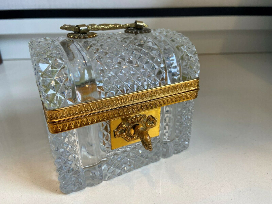 Baccarat clear crystal glass trinket or jewelry Casket box