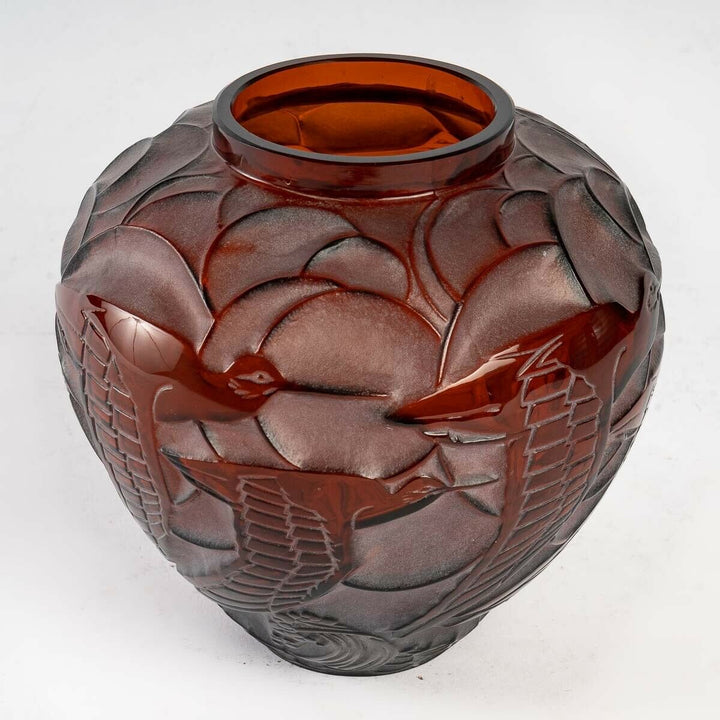 Vase Courlis René Lalique Ambre Patiné Blanc R.Lalique Amber Glass White Patina