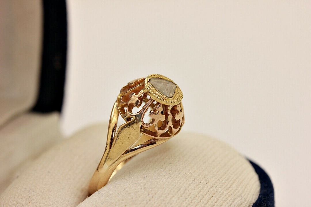 アンティーク ヴィクトリアン 18K ナチュラルローズカットダイヤモンドのソリテールリング