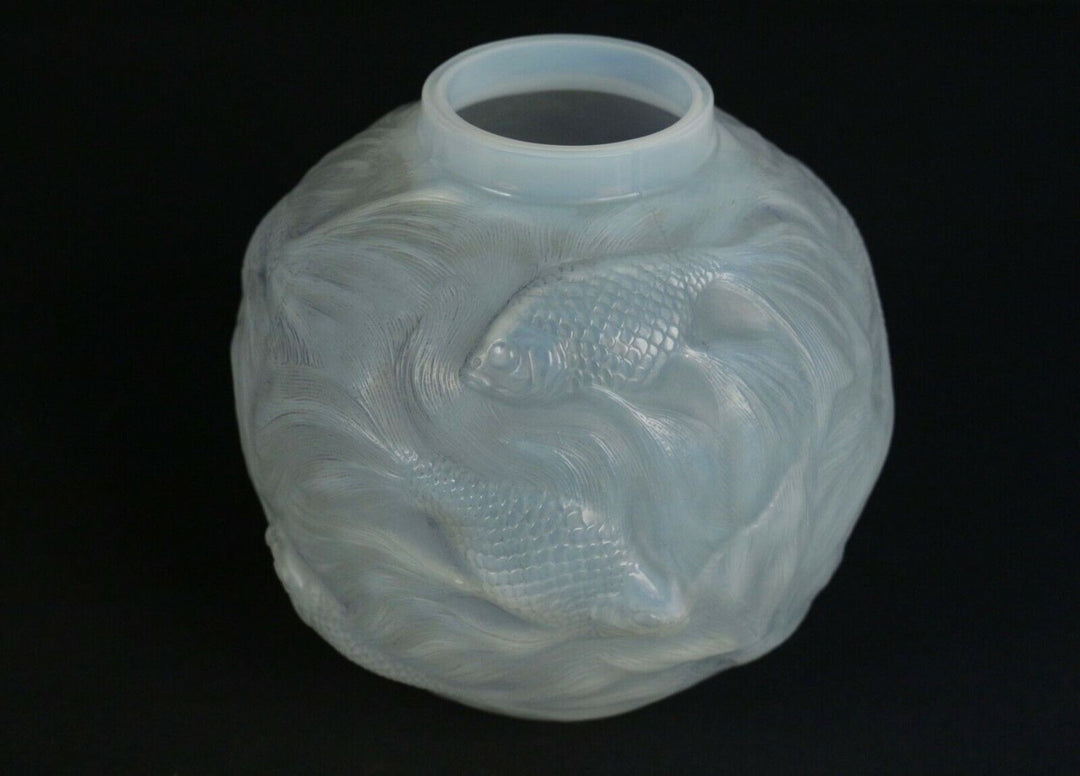 René Lalique: ""Formosa"" Opalescent Glass Vase-