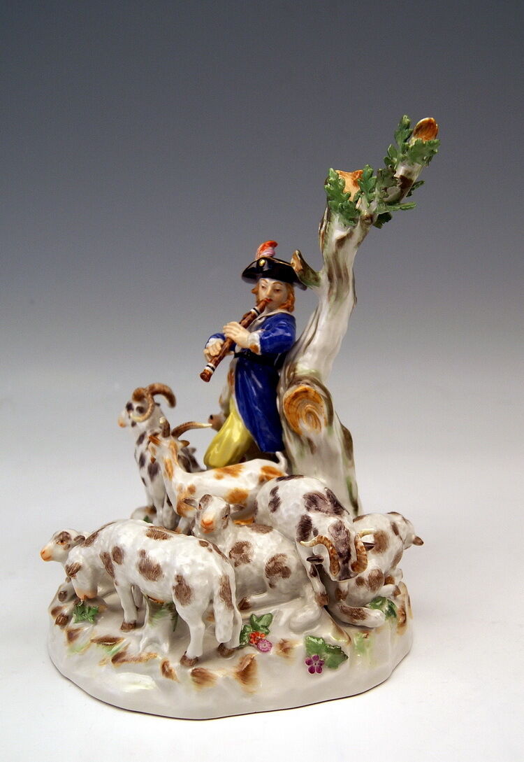 MEISSEN マイセン FIGUR SCHÄFER SCHAFE ZIEGEN HUND SHEPHERD SHEEP GOATS MNR: 61092
