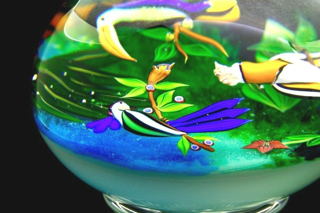 BACCARAT Three birds Art Glass pacifique Lt Ed Footed Paperweight,Apr 5.25"Hx5"W