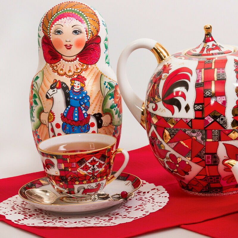 インペリアルポーセリン　カップ＆ソーサーセット 　ロモノーソフ　赤い馬モチーフ