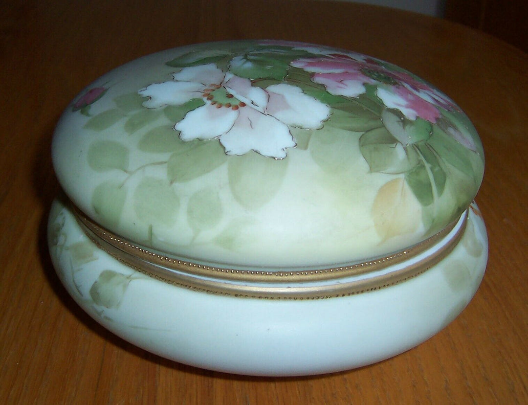 Morimura Handpainted Nippon Japan Large Floral and Gilt Covered Jar Dish Box