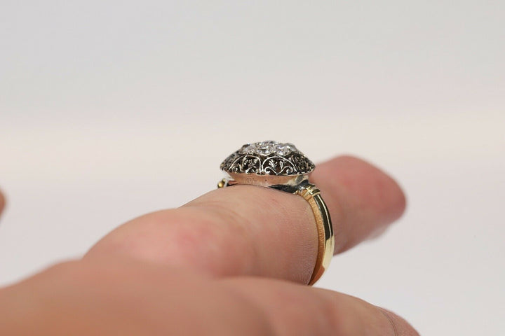アンティーク オリジナル ヴィクトリアン 18K ナチュラルダイヤモンドのリング