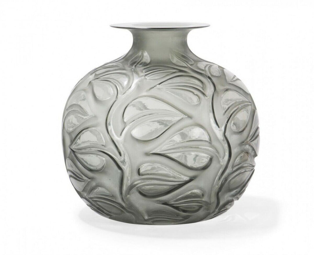 René LALIQUE (1860-1945) - model vase "Sophora" tinted grey