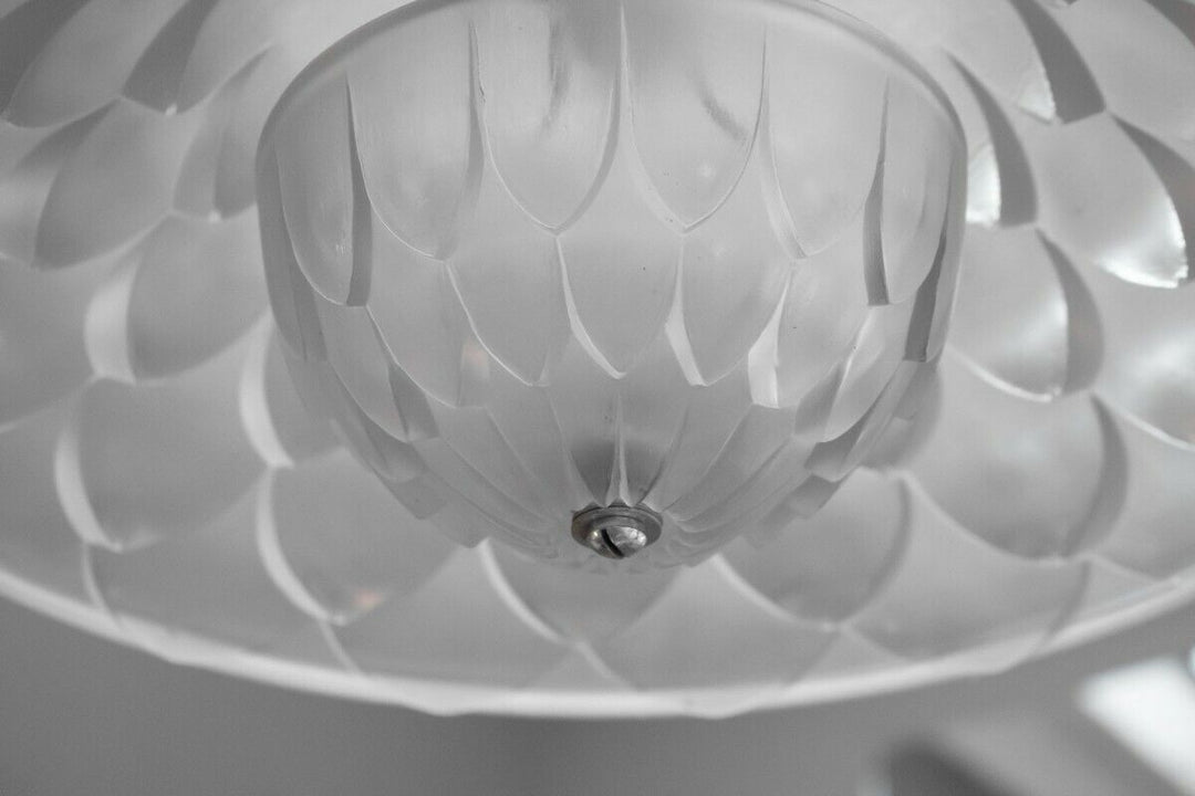 René LALIQUE (1860-1945) - chandelier "Verona", also known as model "Dahlia" 1927