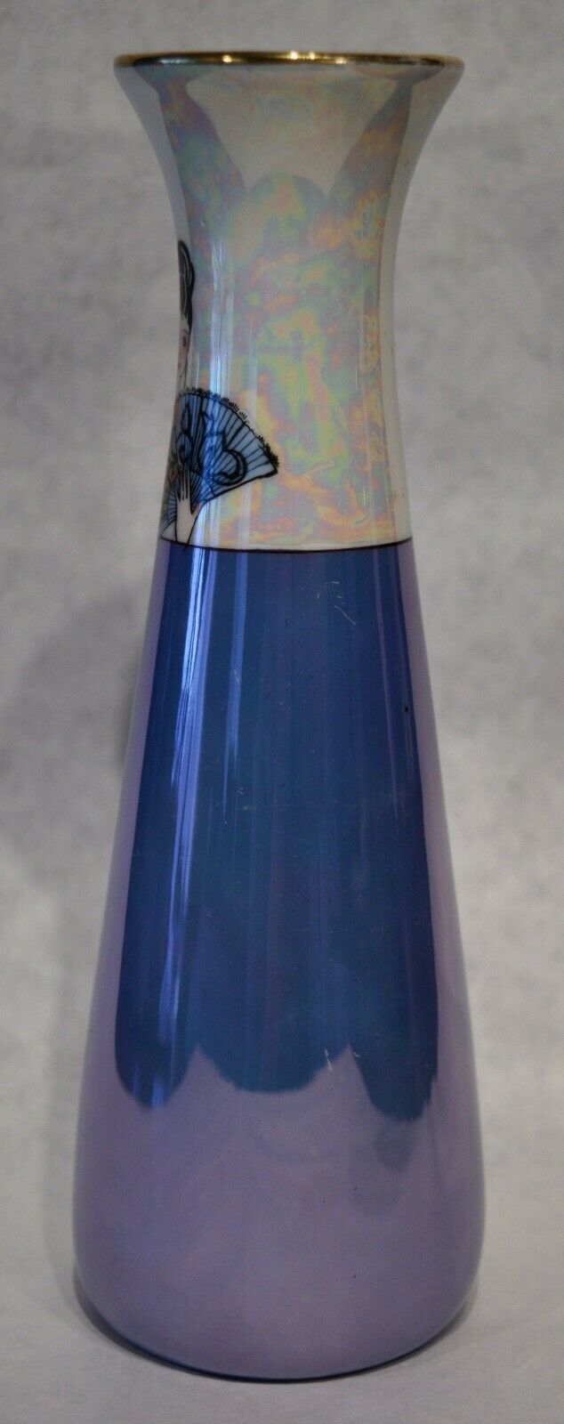 Great & scarce Art Deco lady with fan Noritake blue luster 21.5 cm vase c.1920’s