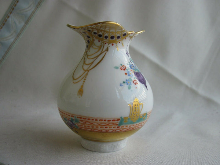 Schöne Meissen Tisch-Vase in Dekor 1001 Nacht