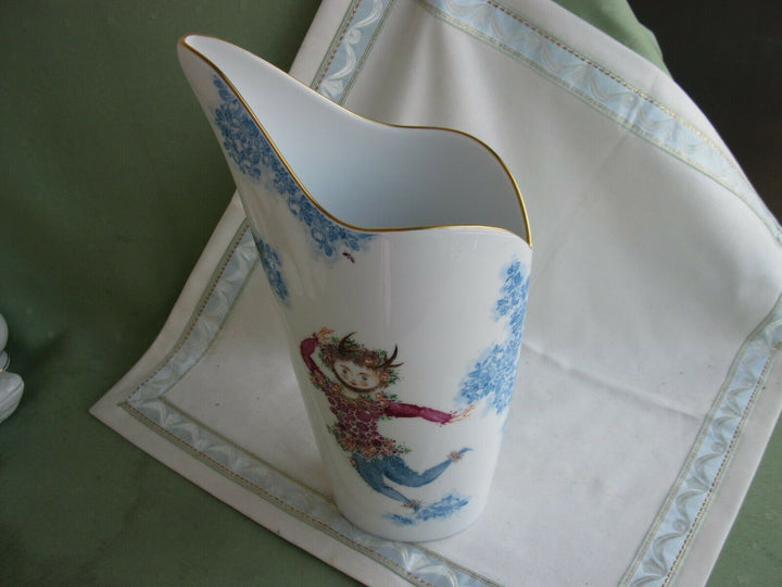 Wunderschöne große Meissen Vase in Dekor Sommernachtstraum / Blütenreigen