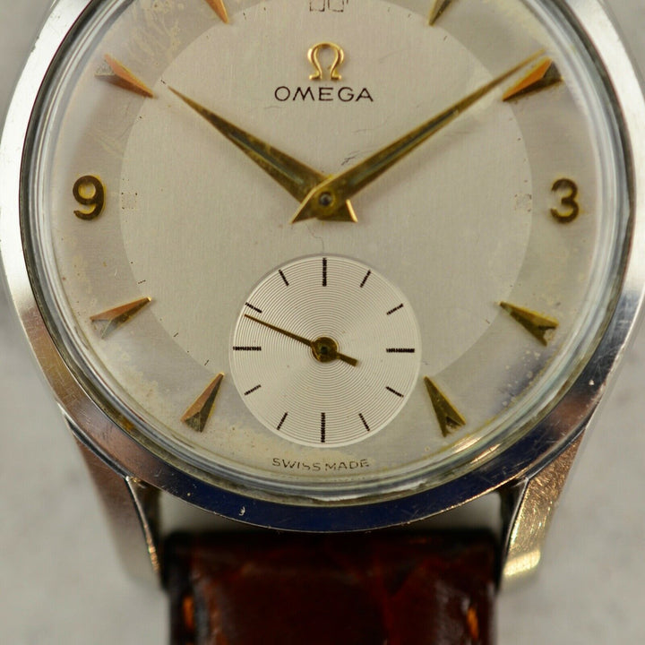 Vintage C.1951 Omega Jumbo Calatrava ref. 2639-8 cal. Ω 265 watch in steel
