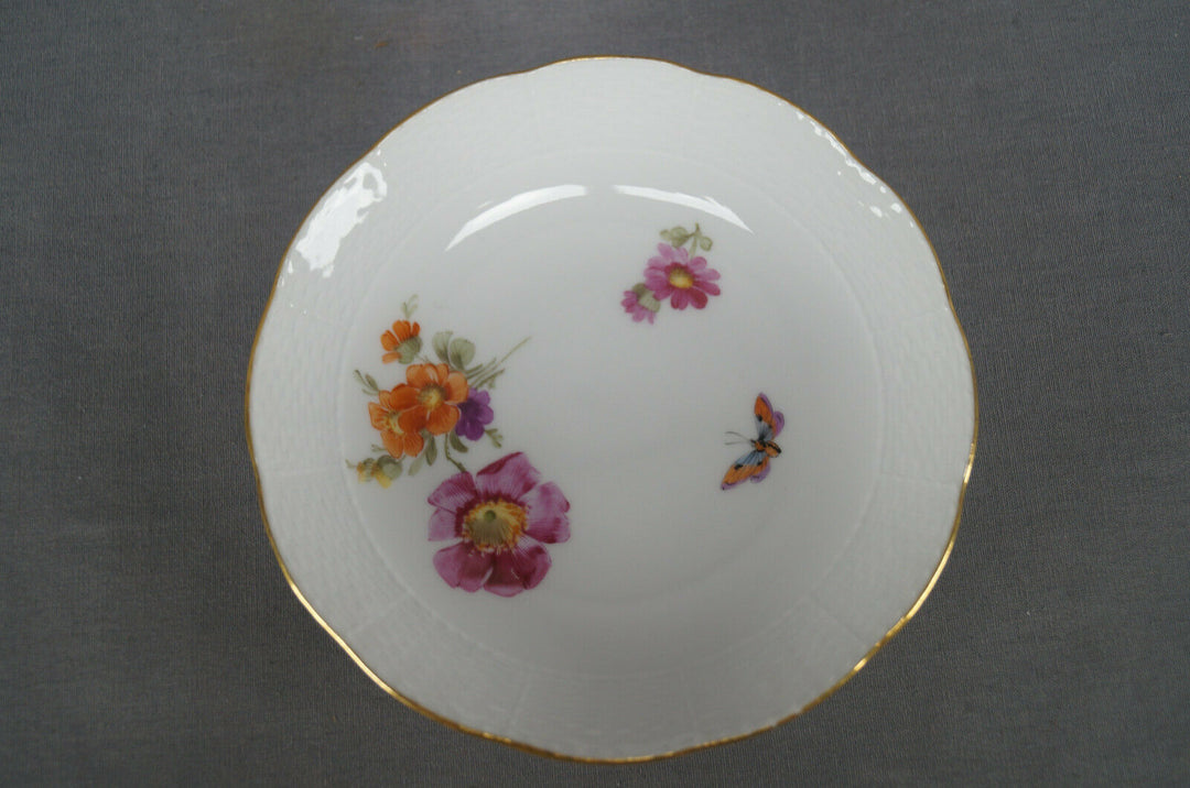 KPM Berlin Hand Painted Dresden Floral Butterfly & Gold Tea Cup & Saucer C