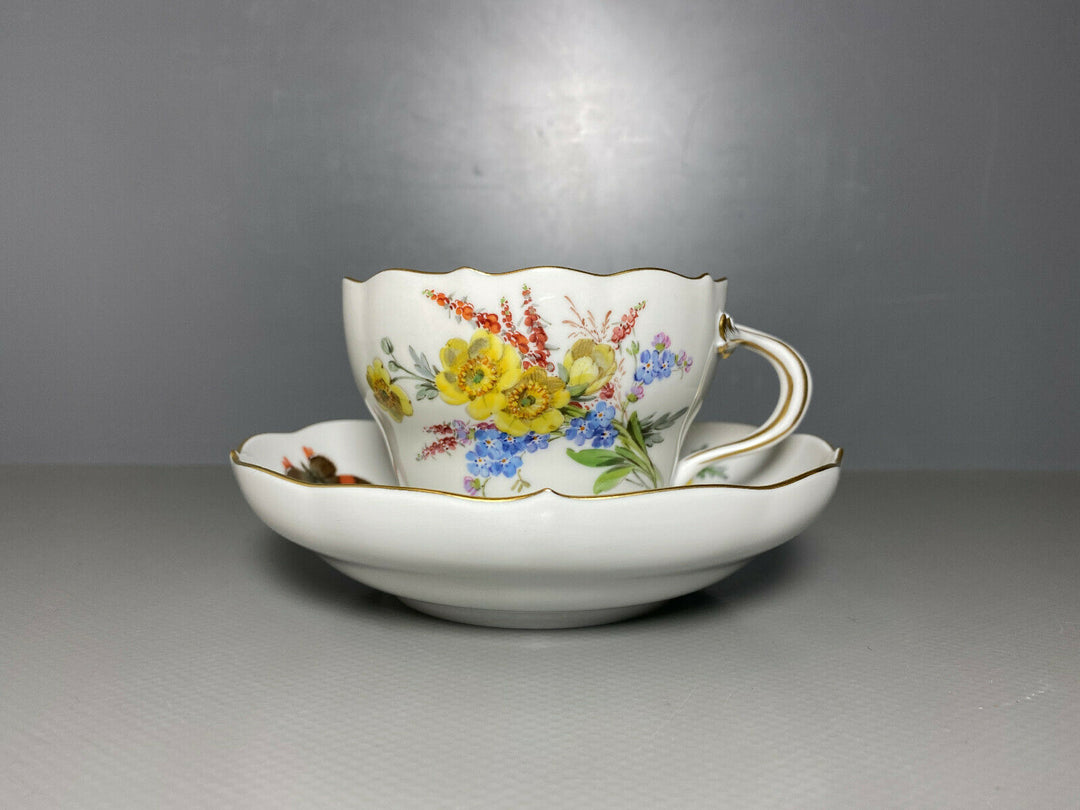 MEISSEN KAFFEE GEDECK 2-TLG TASSE UT NATURALISTISCHE BLUMENMALEREI SCHMETTERLING