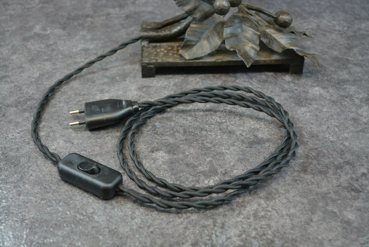 lampe de bureau en pate de verre et fer forgé daum nancy et Paquet art nouveau