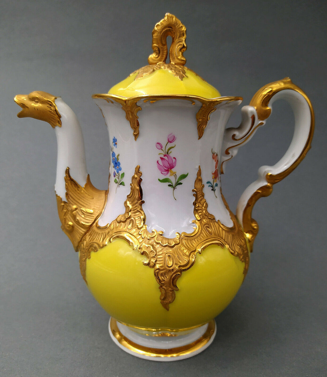 マイセンBフォーム、黄色に花々、コーヒーポット、一級品