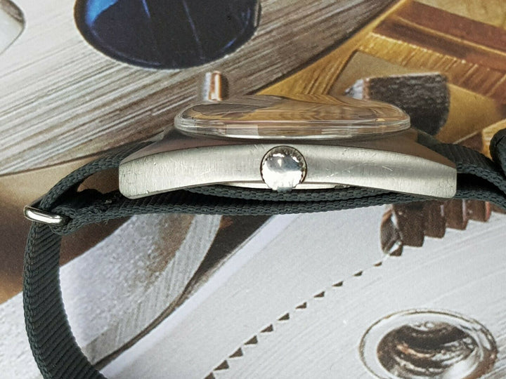 CWC W10 イギリス軍 1977年 メカニカルウォッチ – アンティーク