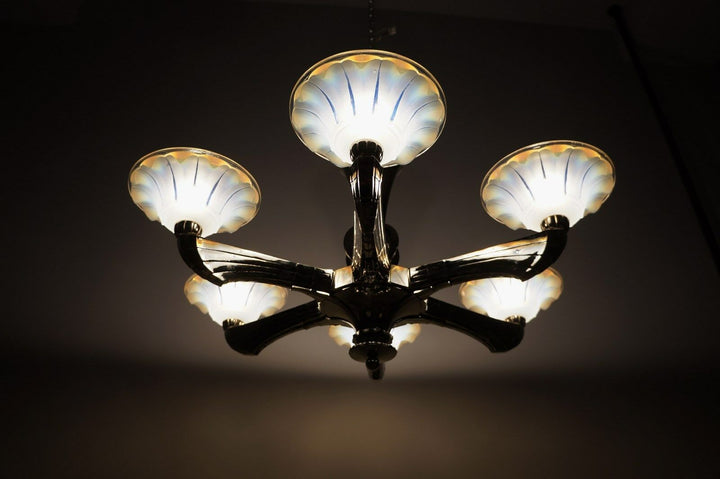 J.GAUTHIER EZAN EJG : LARGE 1930 1935 FRENCH OPALESCENT ART DECO CHANDELIER