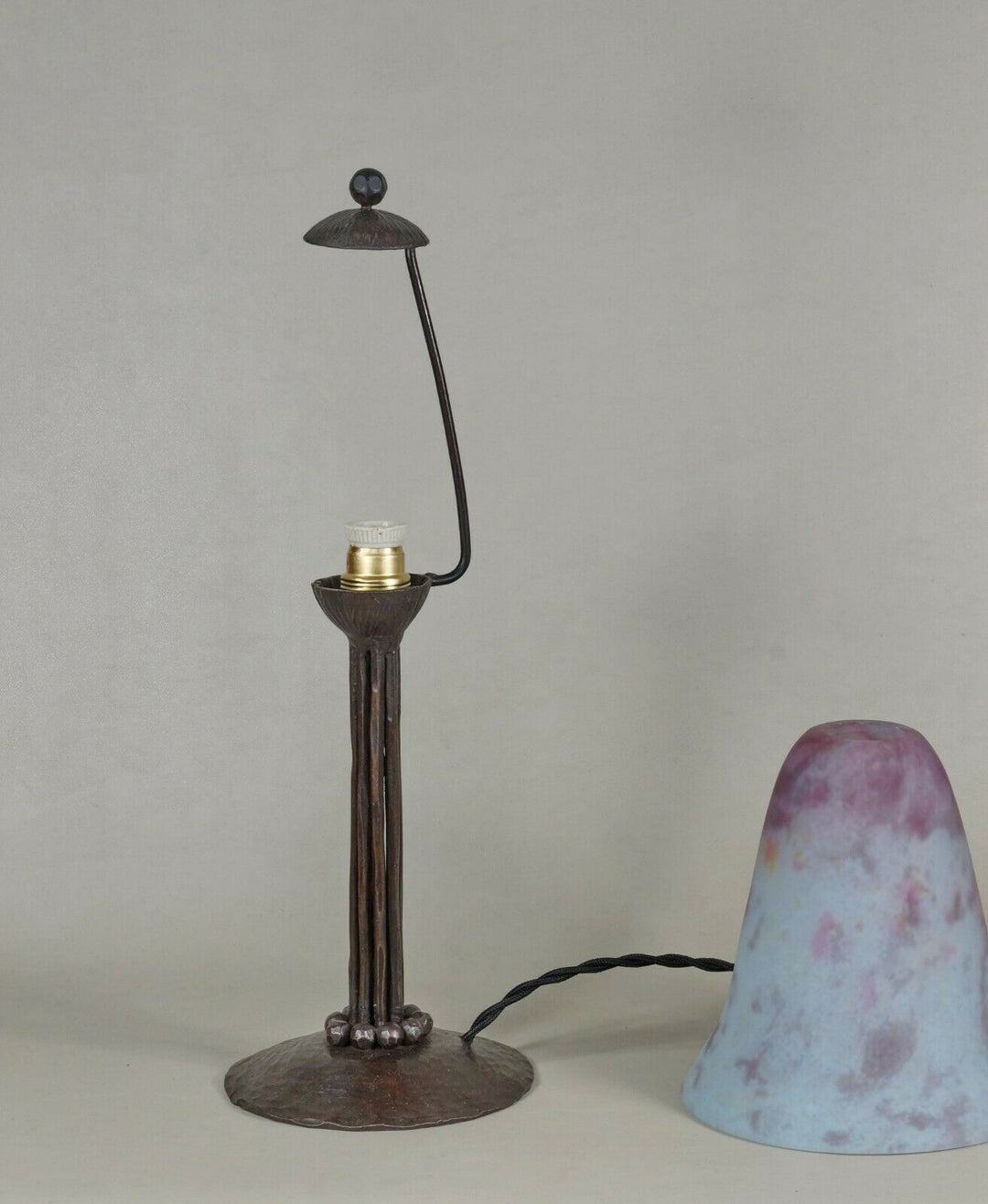 DAUM & VASSEUR : FRENCH 1925 1930 ART DECO LAMP wrought iron . muller era France