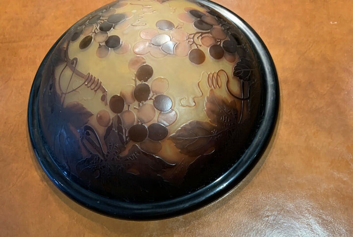 Early 20TH CENTURY d’argental French Cameo Art Glass Suspension Luminaire- afficher le titre d'origine