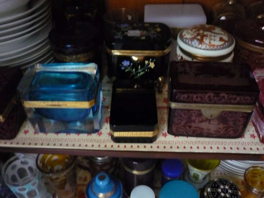 Vintage Venetian Black Opaline Glass Casket Box