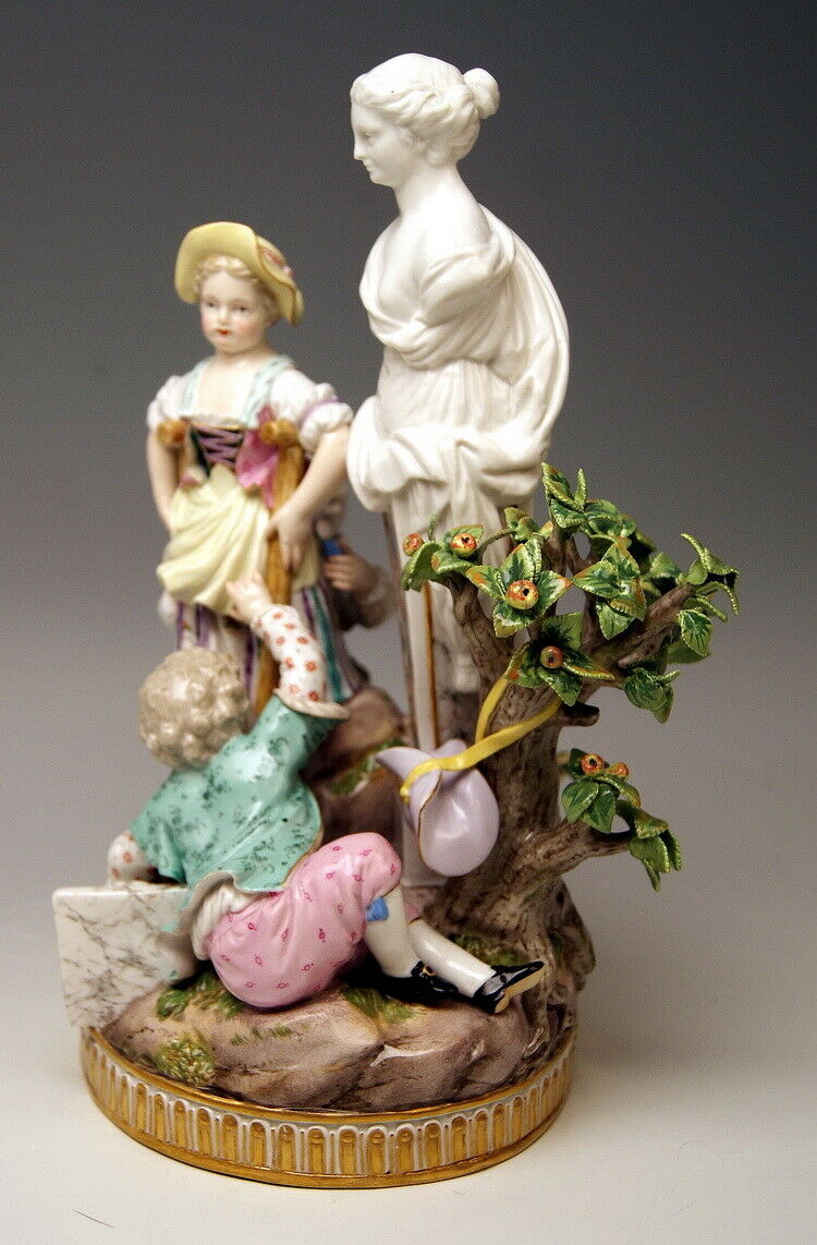 マイセン人形（フィギュア） 竹馬で遊ぶ子供たち M.V. アシエ