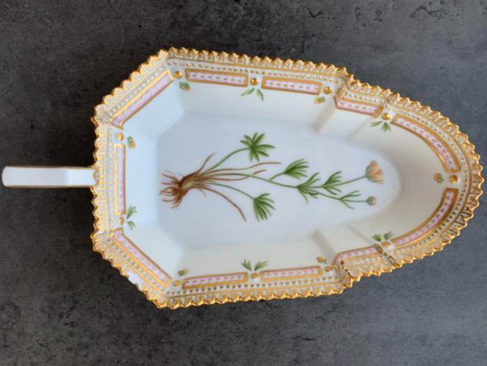 Royal Copenhagen Flora Danica Dish Plate Scoop Veronica Praecox 16cm Used