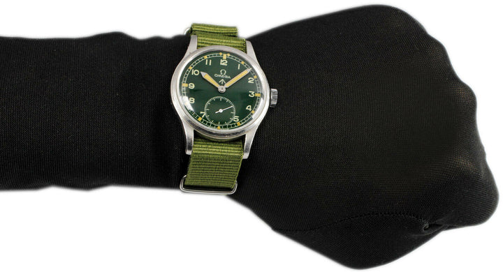 OMEGA ミリタリーウォッチ w.w.w. 手巻き時計 自動巻き OMEGA 軍用時計 手巻き レトロ ミリタリーウォッチ