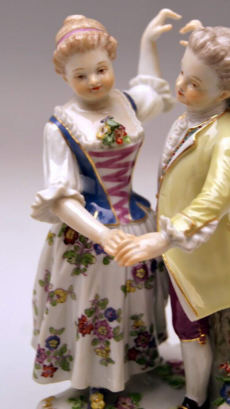 邁森 MEISSEN マイセン FIGUR TANZPAAR KNABE MIT MÄDCHEN DANCING COUPLE MNR:L174 UM 1930