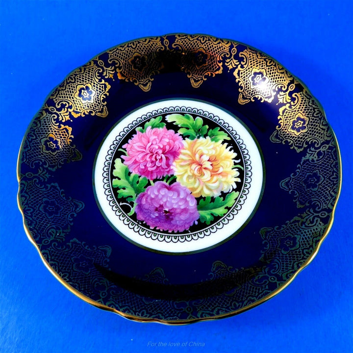 パラゴン　コバルト&ゴールドカラーとクリサンセマムのカップ&ソーサー