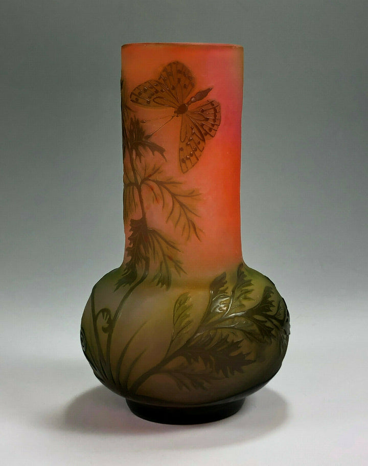 SUPERBE Émile Gallé quatre couleur paysage vase avec fougères et un papillon- afficher le titre d'origine