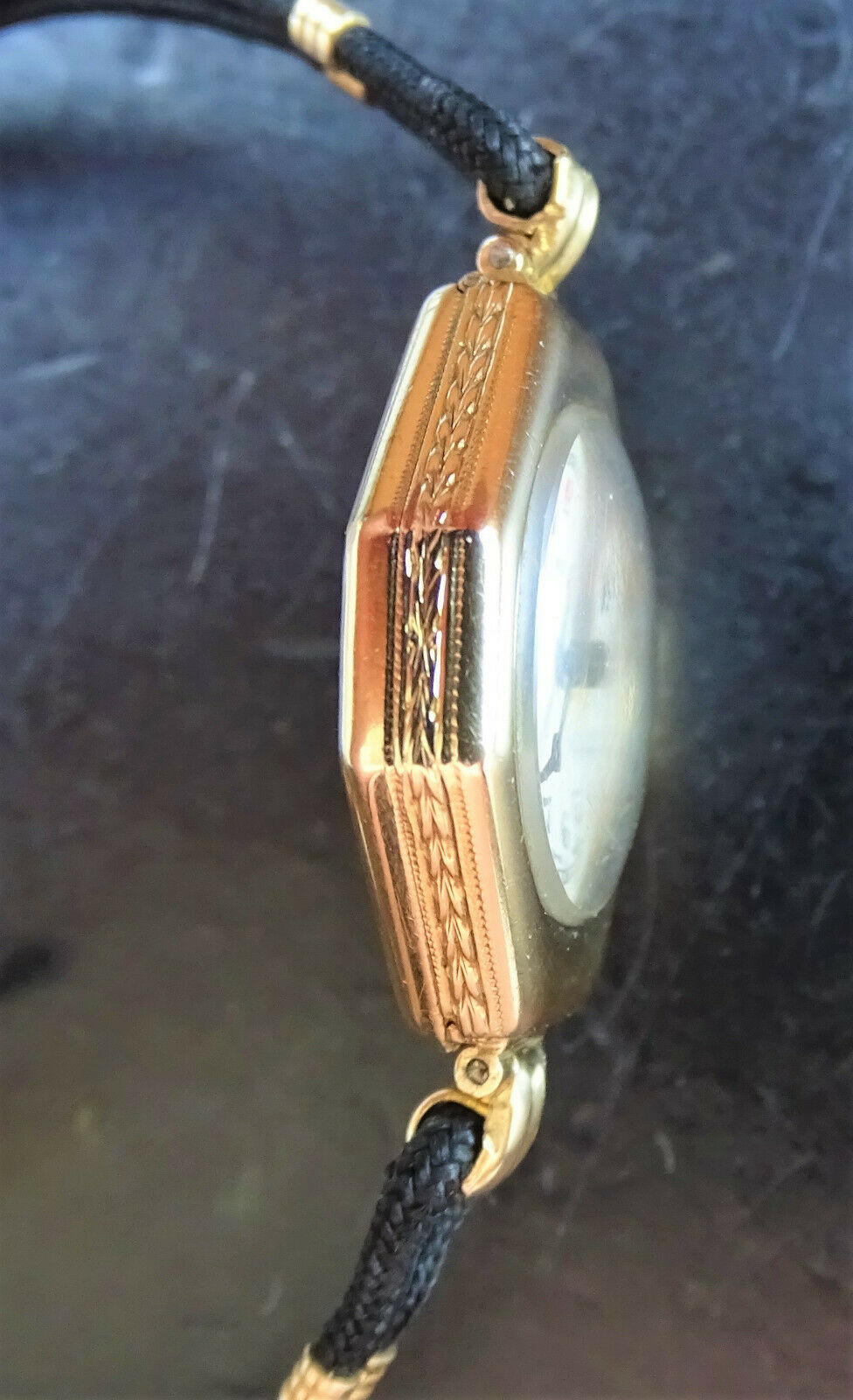 Rolex ♛ Prima Yellow Gold 18K 750 Art Deco Elegant Luxury ledies watch from 1925