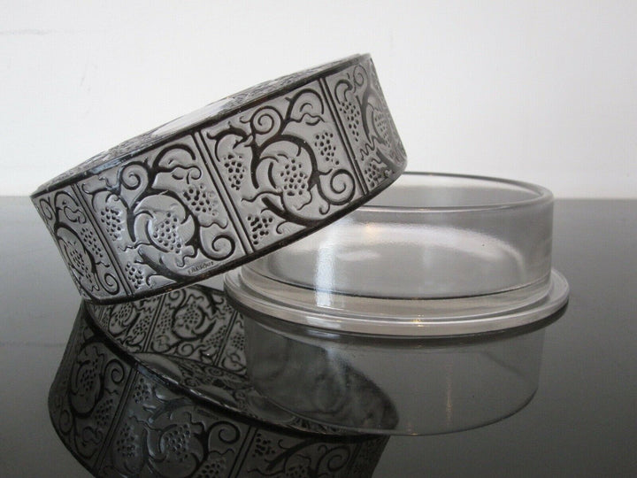 René Lalique : Boite ancienne en verre émaillé Roger signée R Lalique