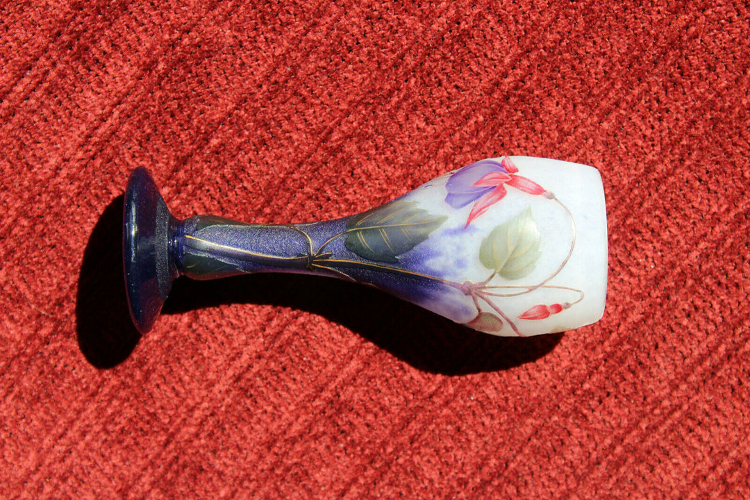 話題の人気 花瓶 ドームナンシー フクシア アンティークテーブルウェア – 工芸ガラス