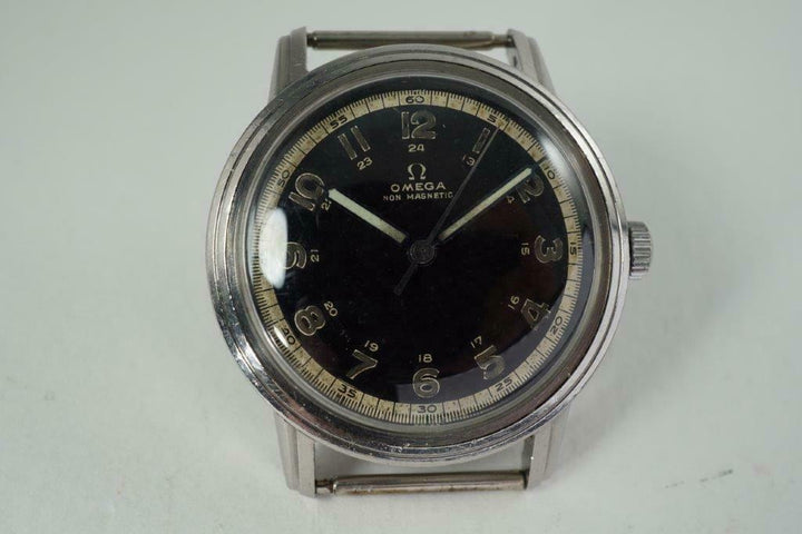 OMEGA CK2254 RCAF WORLD WAR II CAL. 30 SCT2.PC STEEL STEPPED CASE DATES 1939