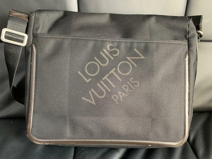 LOUIS VUITTON MESSAGE DAMIER GEANT MESSENGER UMHÄNGETASCHE TASCHE BAG LV76