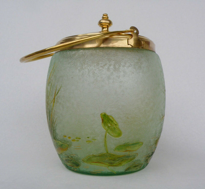 Baccarat ?Saint Louis ? Fabulous Art Nouveau Candy Box Acid Engraved Lilies