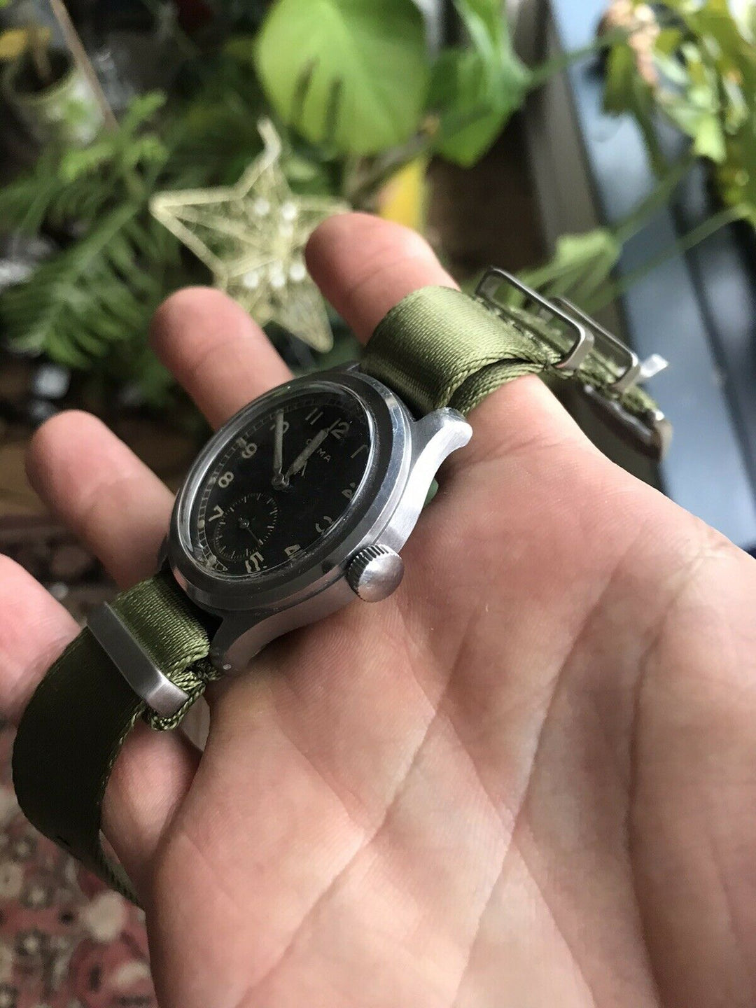 シーマ「ダーティ・ダース」ミリタリーウォッチ