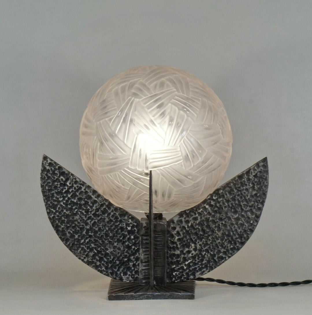 large French 1930 art deco lamp in wrought iron .................... France 1925