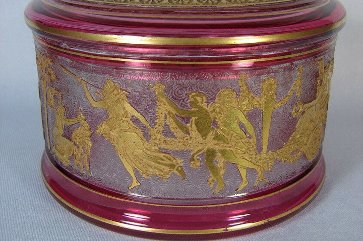 VERY FINE Saint Louis ACID ETCHED GLASS BOX & COVER, CIRCA 1920