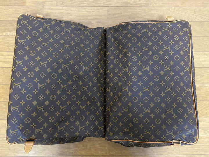 AUTH LOUIS VUITTON MONOGRAM SAC CHASSE HUNTING SHOULDER BAG LV29