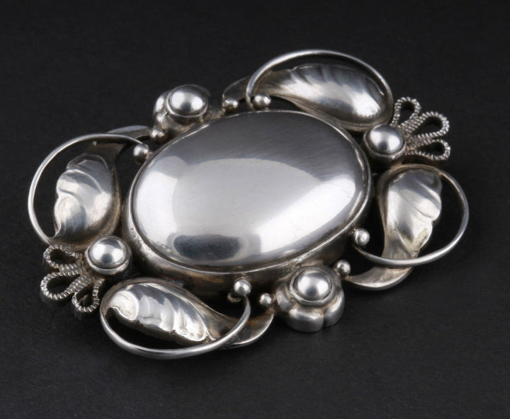 Georg Jensen Sterling Brooch w. Silverballs # 171, Silver. GJ himself. DENMARK