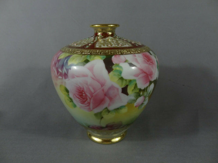 オールドノリタケ　ピンクローズが描かれた花瓶