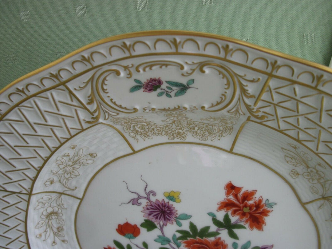 Schöner großer Meissen Wand-Teller mit vielen Indischen Blumen und Gold