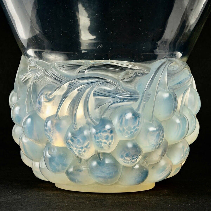 Vase Cerises Verre Opalescent René Lalique R.Lalique Opalescence Glass Cherries
