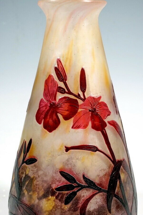 DAUM FRERES NANCY FRANCE JUGENDSTIL CAMEO VASE NACHTVIOLEN DEKOR UM 1910 H: 22CM