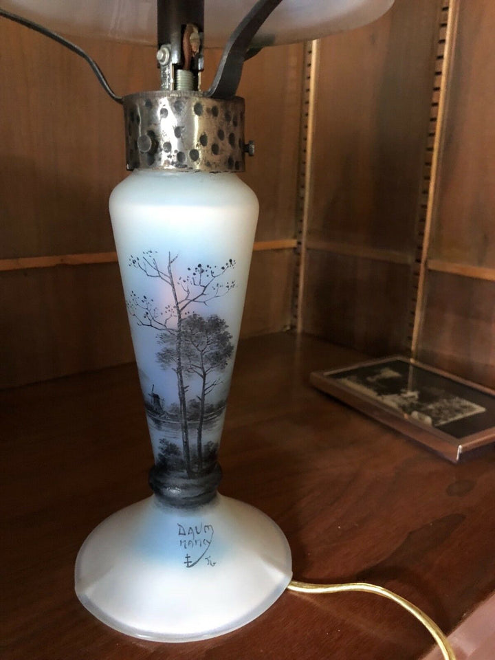 Early 20th Century Daum Nancy Enamled Cameo Glass Lamp