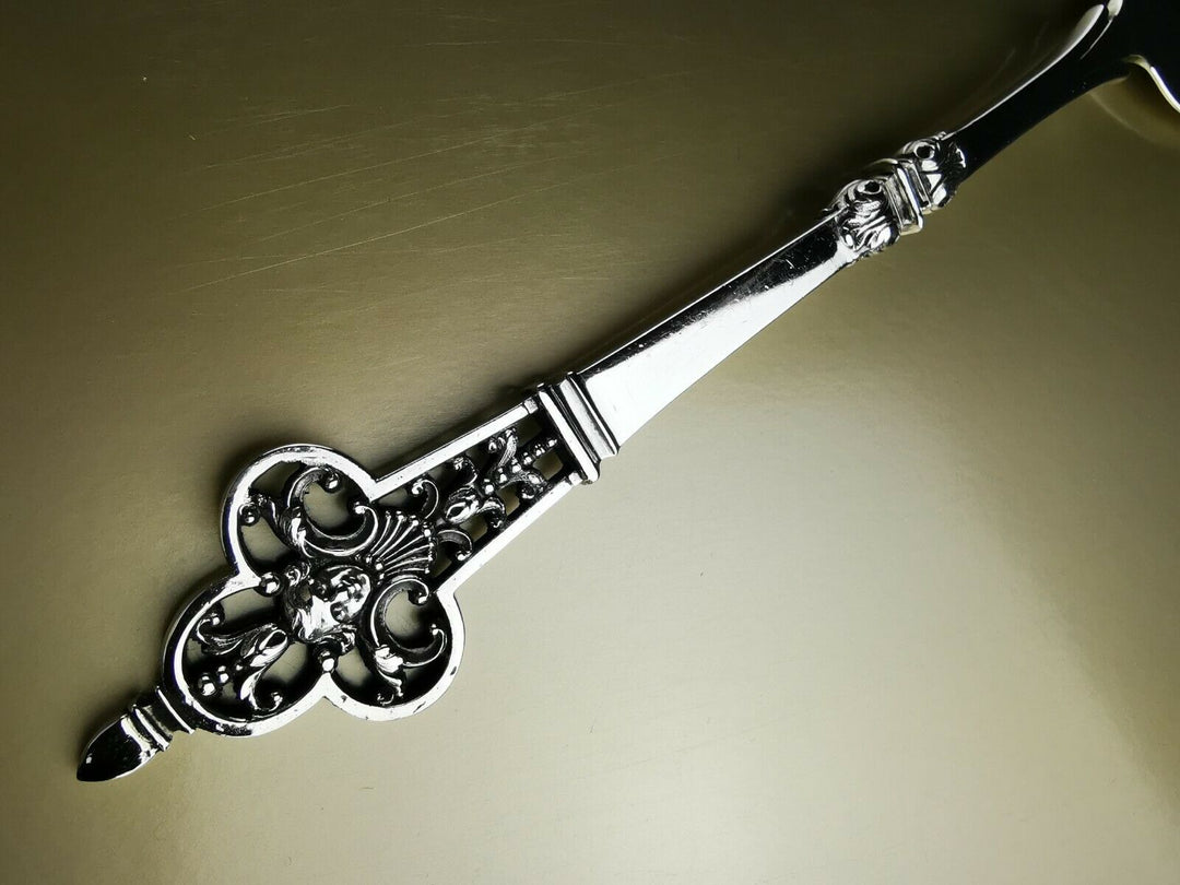 CARDEILHAC - Renaissance Mascaron service piece French antique silver Minerve