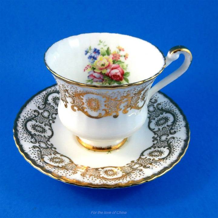 パラゴン　白地に花とゴールドのガーランド　カップ&ソーサー