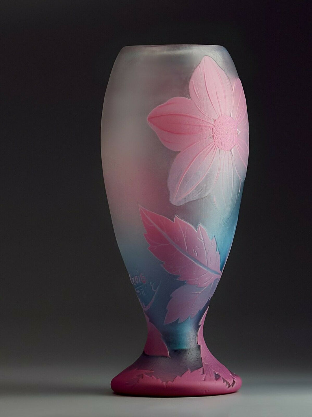 ミューラー兄弟　ピンクとブルーの幻想的な花瓶